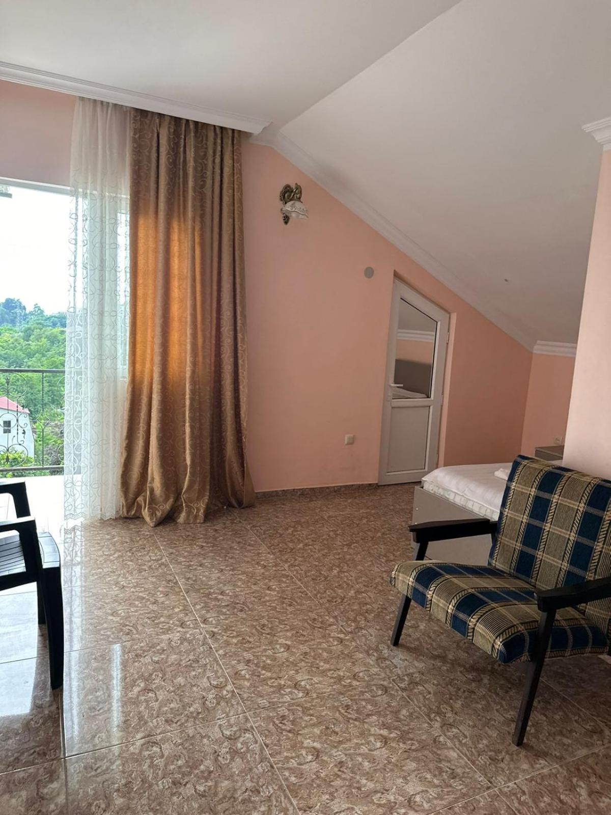 Penzion Shamil House Makhinjauri Exteriér fotografie